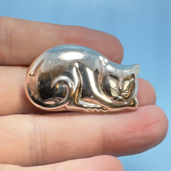 VTG Solid Sterling Silver 925 Puffed Sleeping Cat Brooch Size 1.5'' Length - Picture 2 of 7